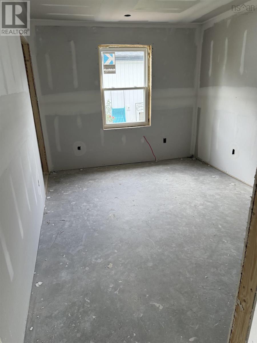 24 Peterson Street Property Photo 4