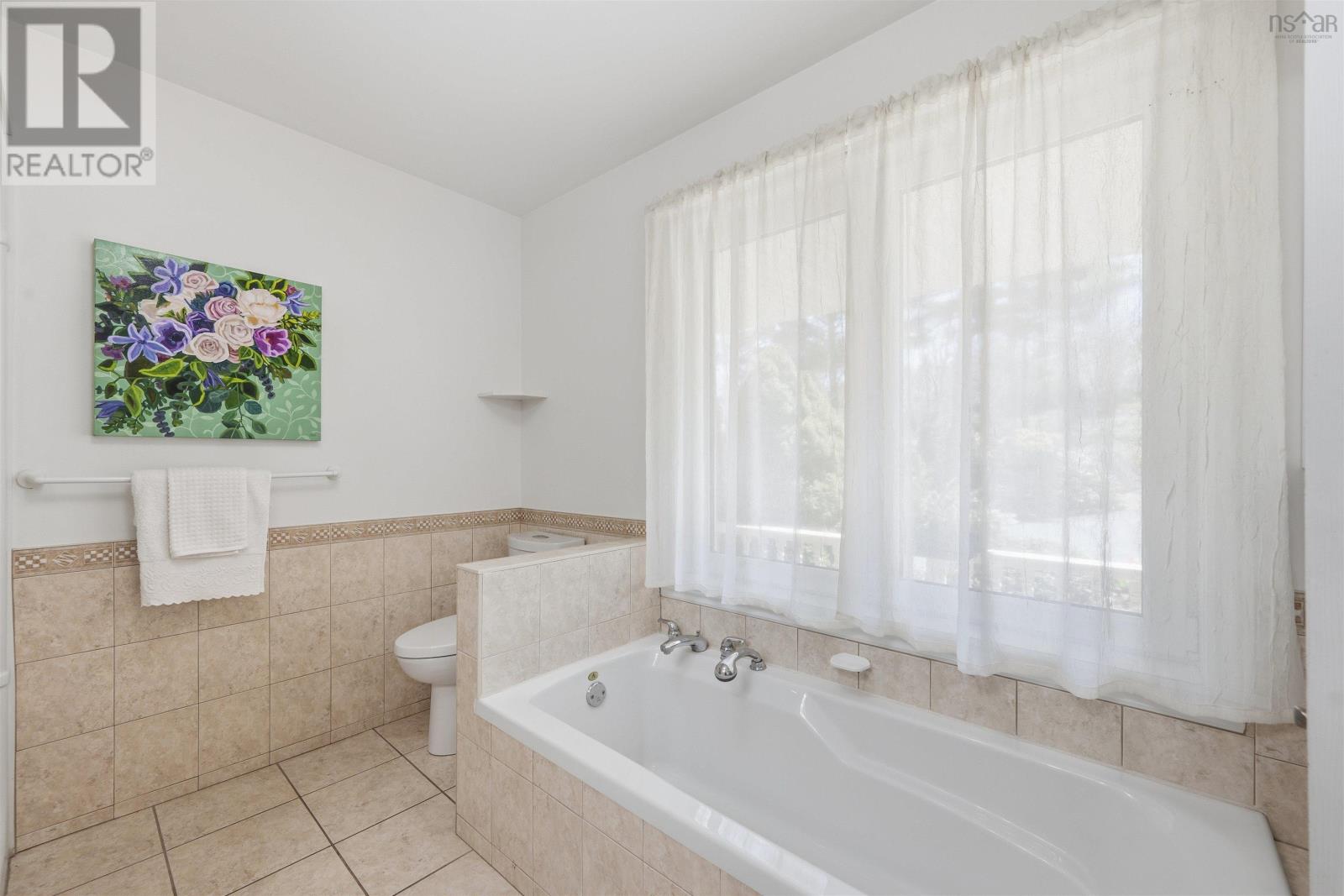 243 Lakeshore Drive Property Photo 20