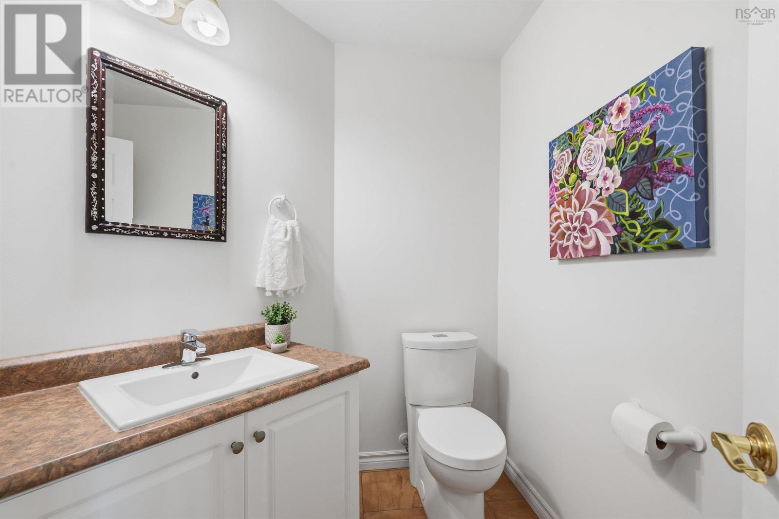 243 Lakeshore Drive Property Photo 21