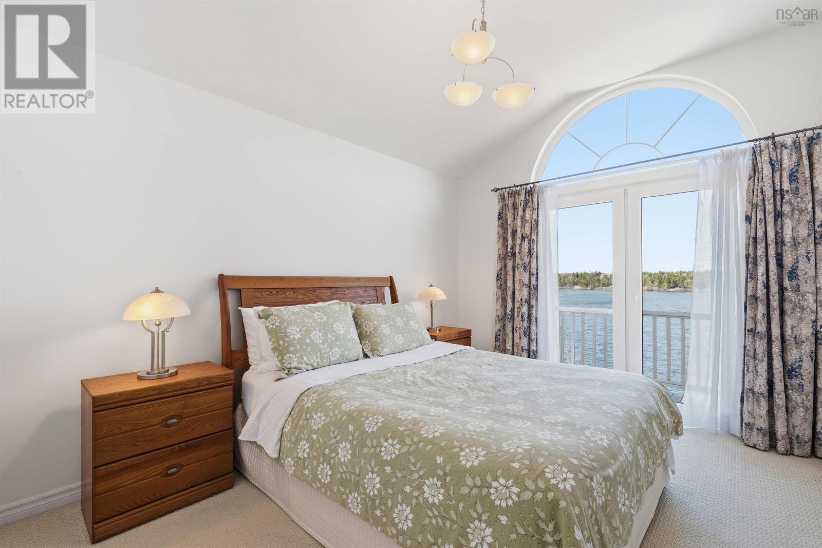 243 Lakeshore Drive Property Photo 28