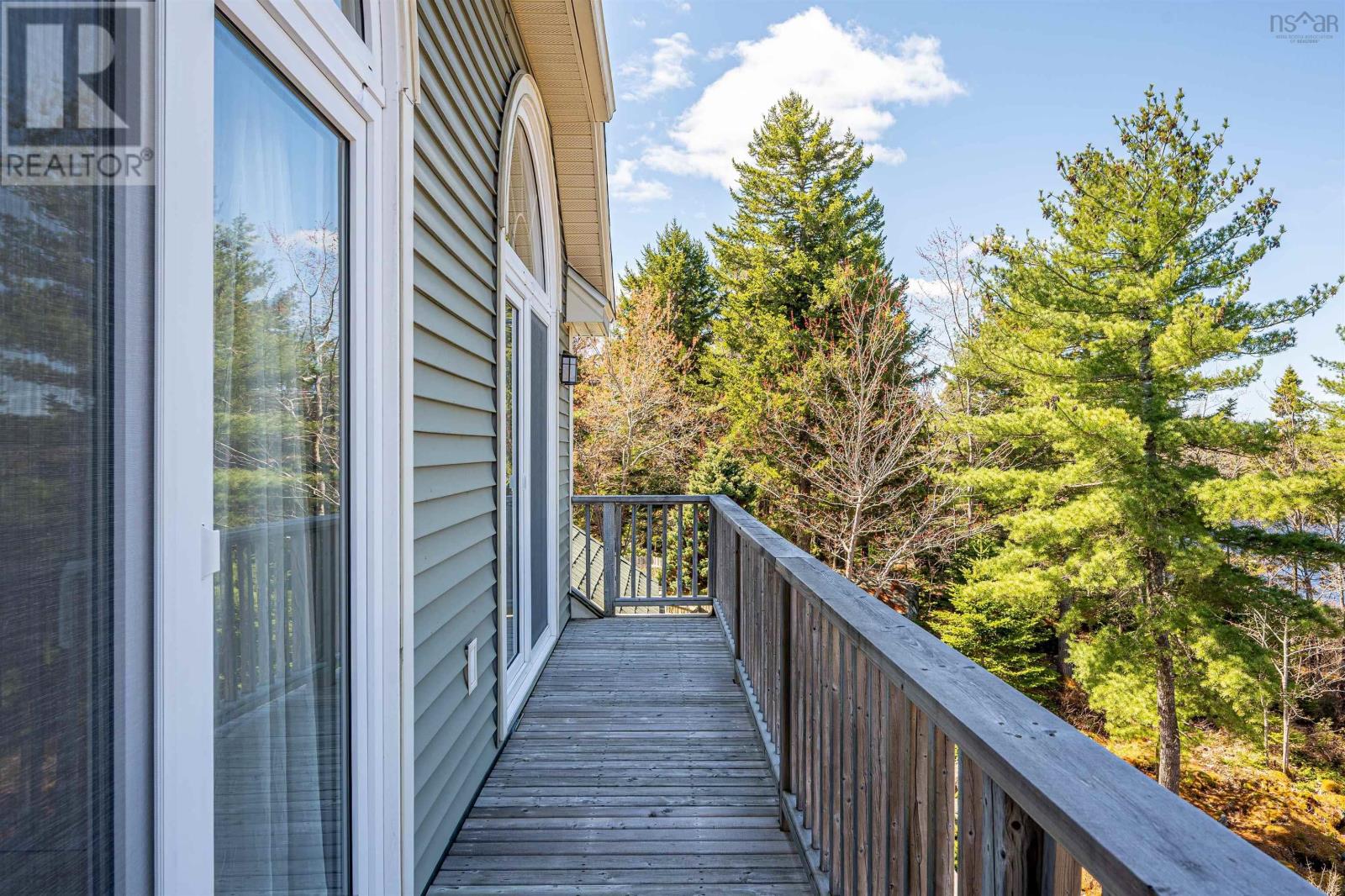 243 Lakeshore Drive Property Photo 31