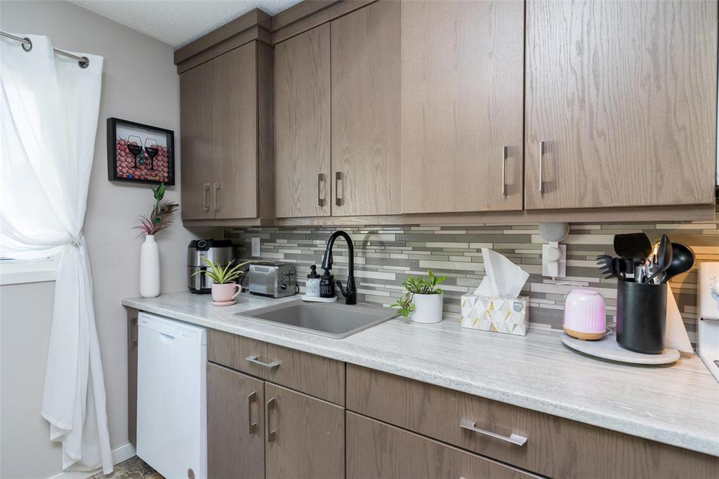 55 Maberley Road Property Photo 17