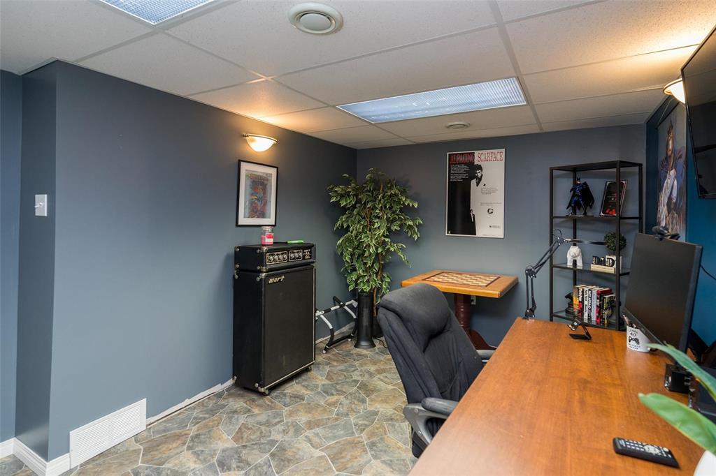 55 Maberley Road Property Photo 35