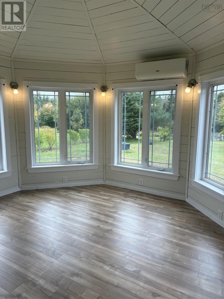 53 Mood Road Property Photo 7