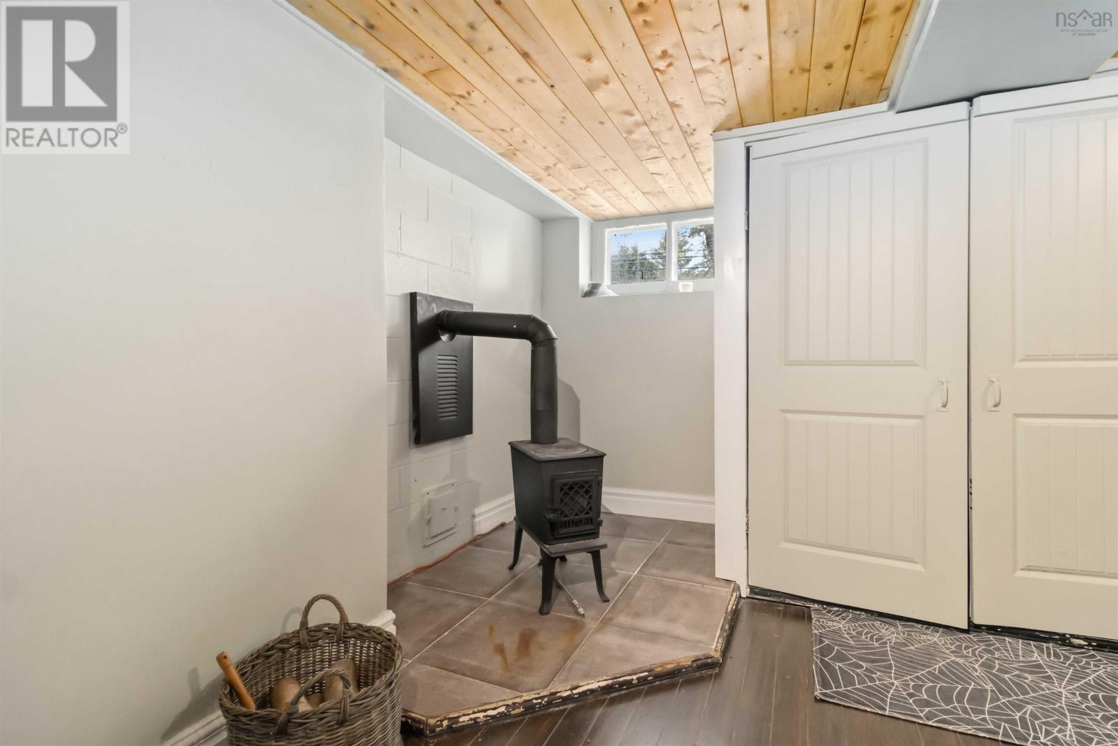 6689 3 Highway Property Photo 38