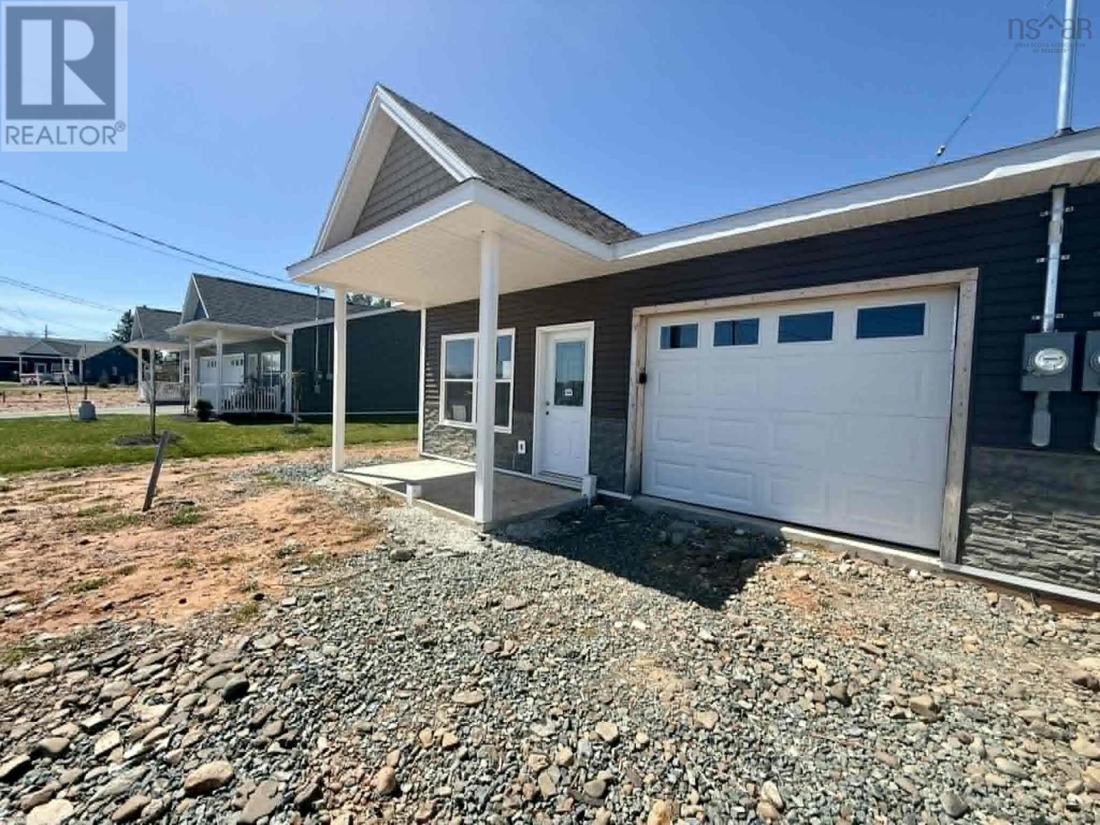19 Summer Hill Place Property Photo 3