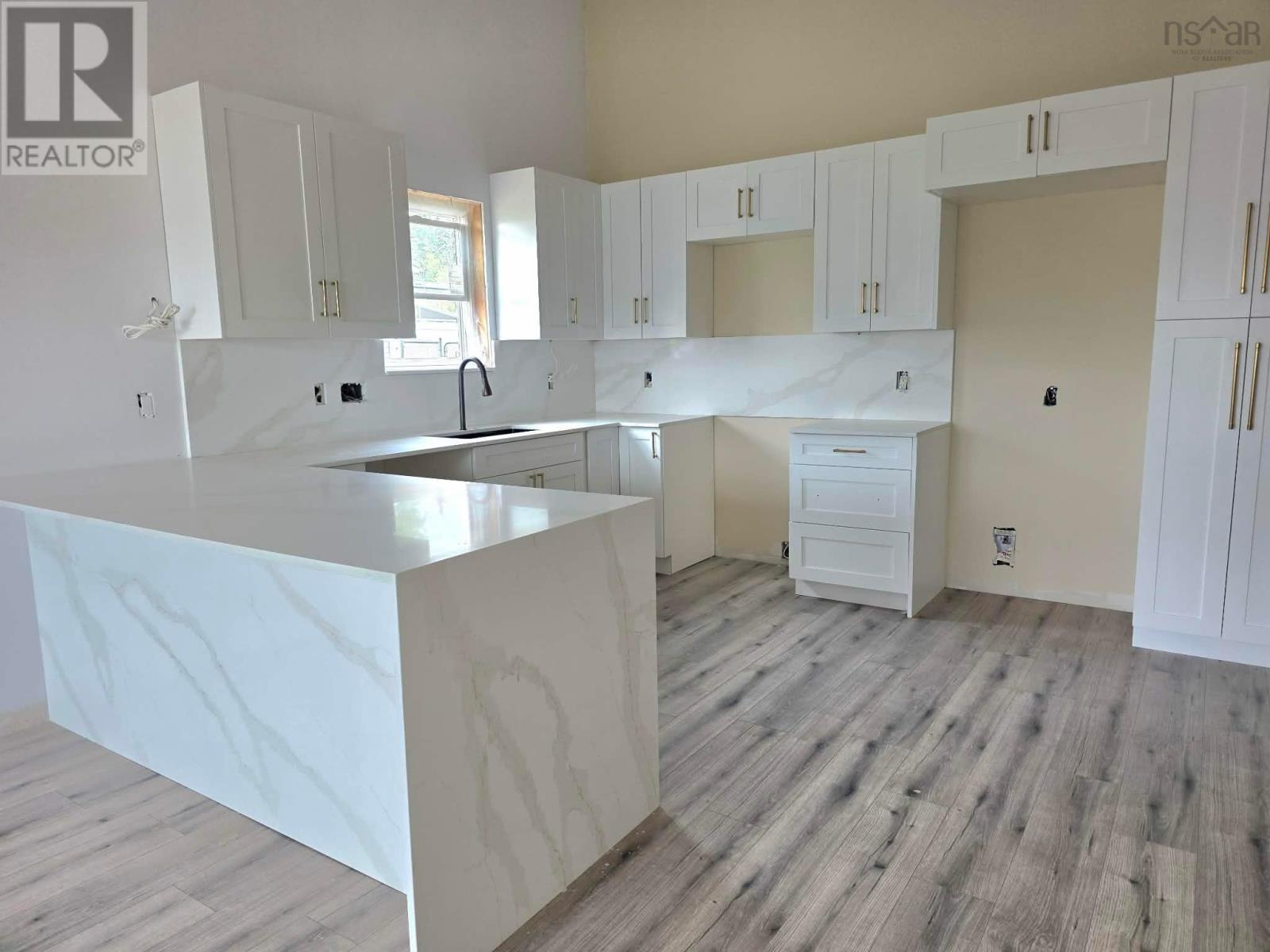 19 Summer Hill Place Property Photo 10