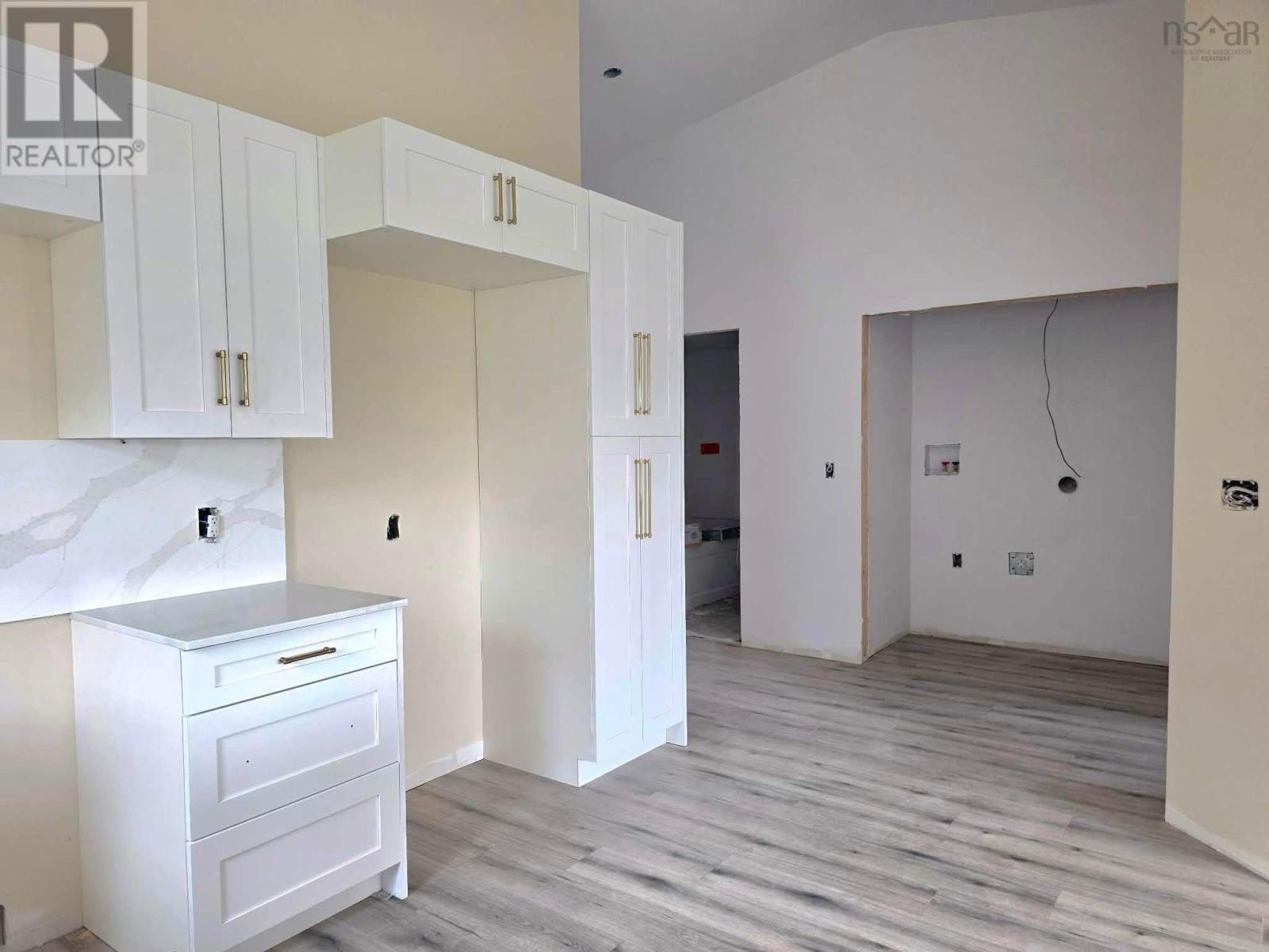 19 Summer Hill Place Property Photo 13