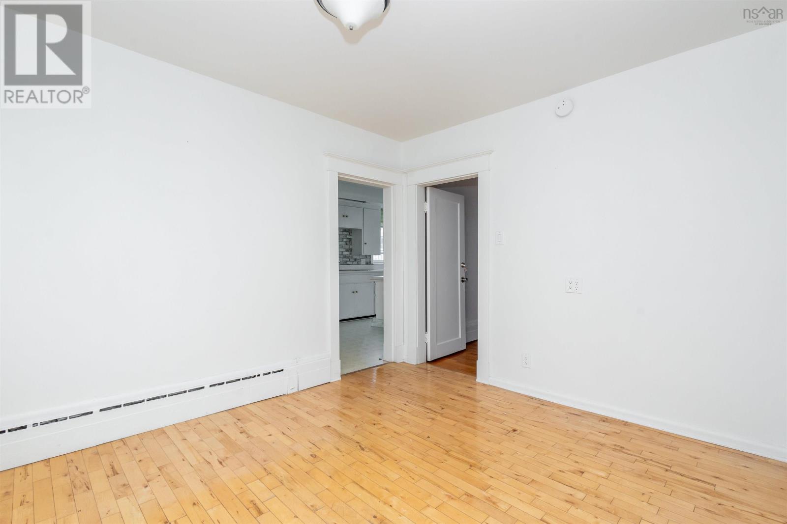 57 Catherine Street Property Photo 22