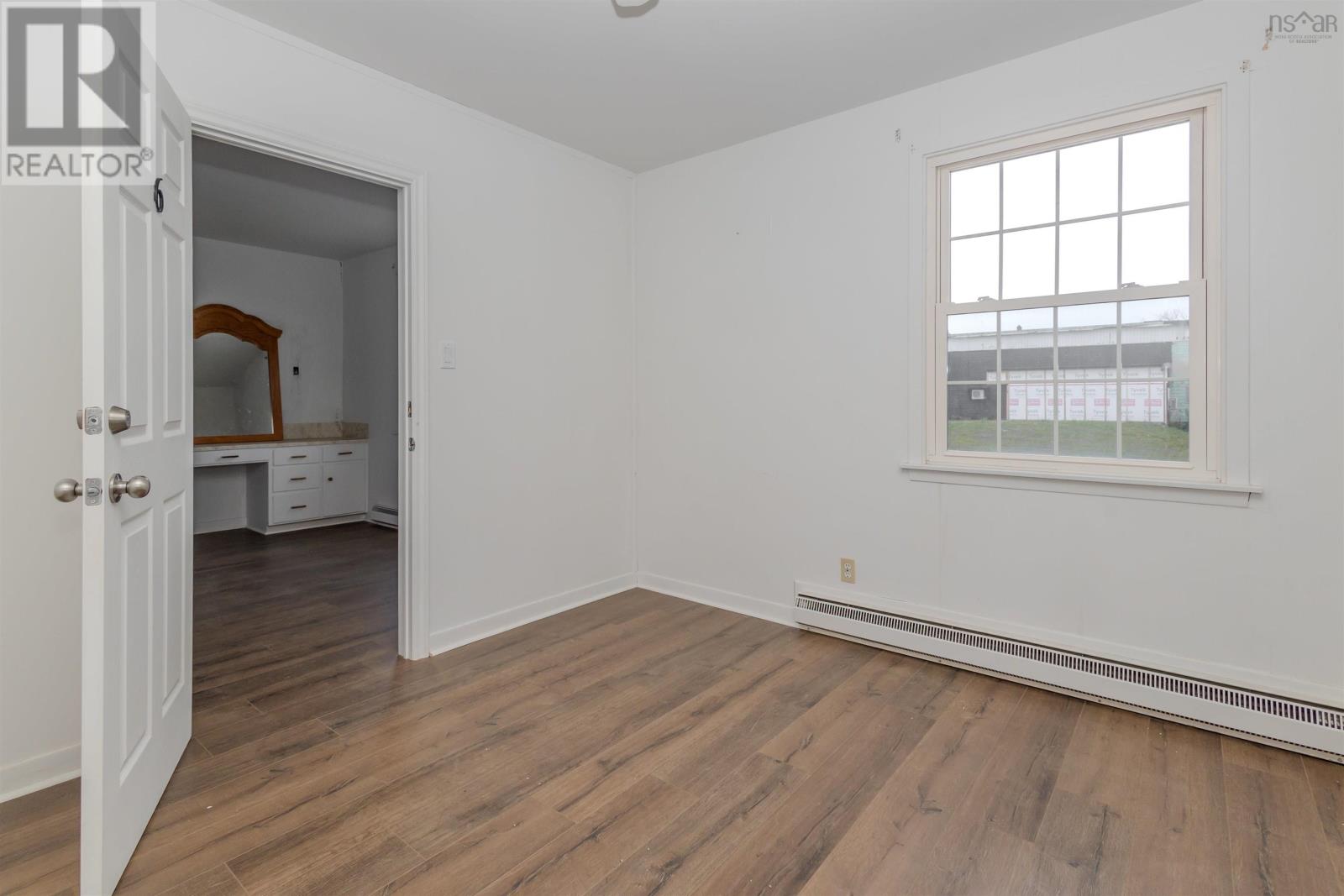 57 Catherine Street Property Photo 27