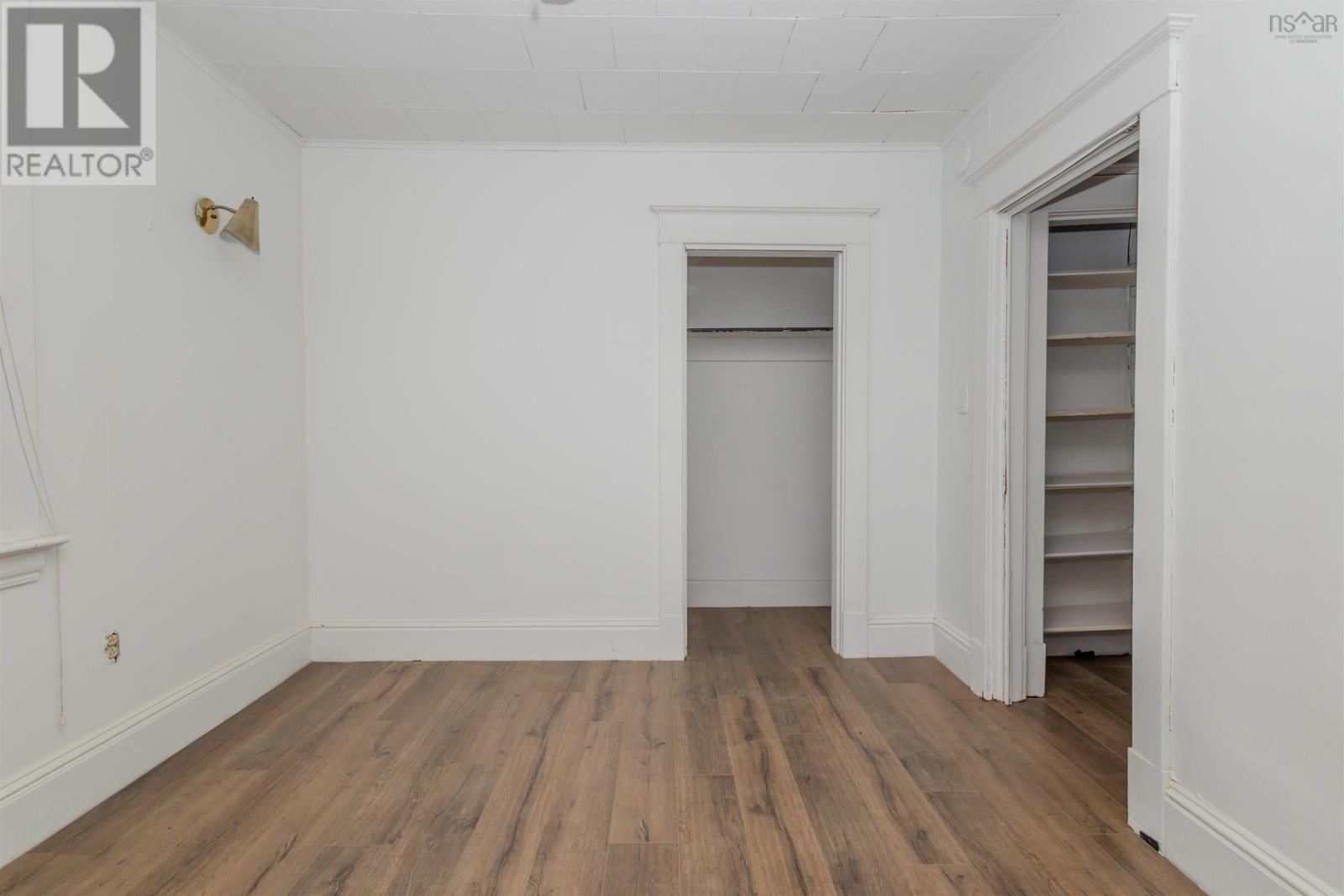 57 Catherine Street Property Photo 31