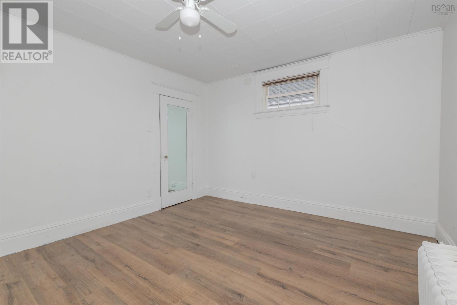 57 Catherine Street Property Photo 35
