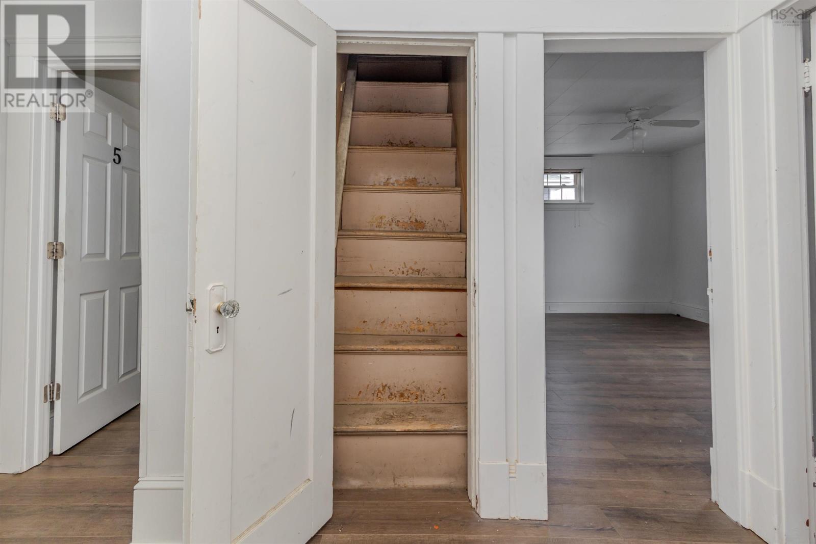 57 Catherine Street Property Photo 39