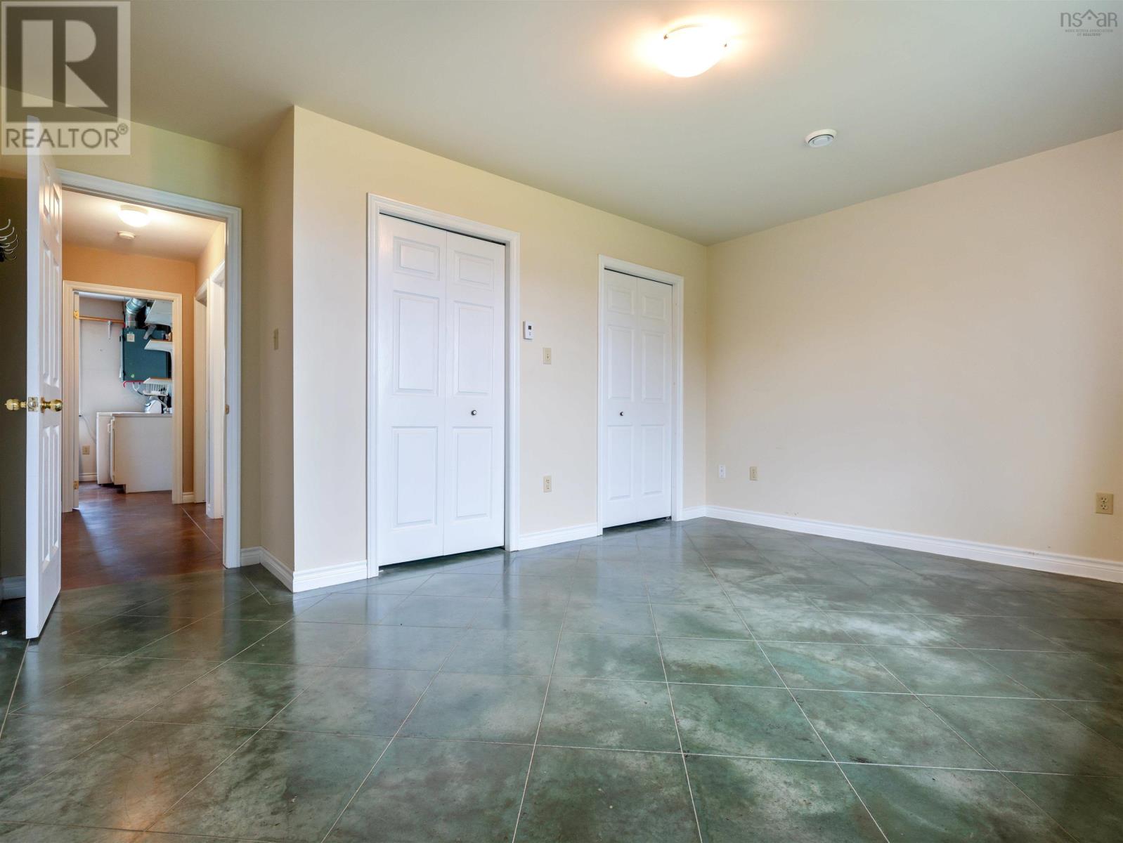 39 Arrow Head Crescent Property Photo 15
