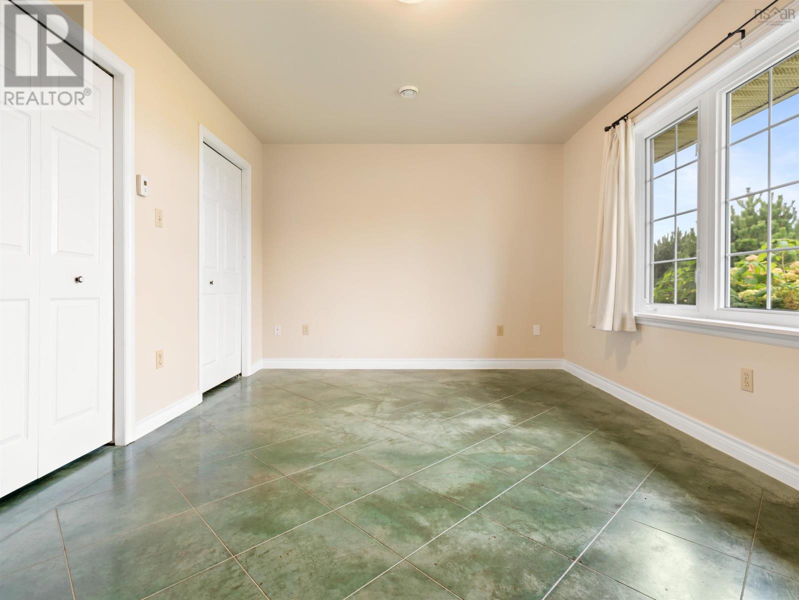 39 Arrow Head Crescent Property Photo 16