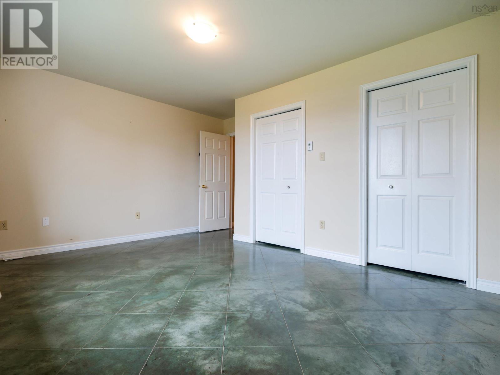 39 Arrow Head Crescent Property Photo 17