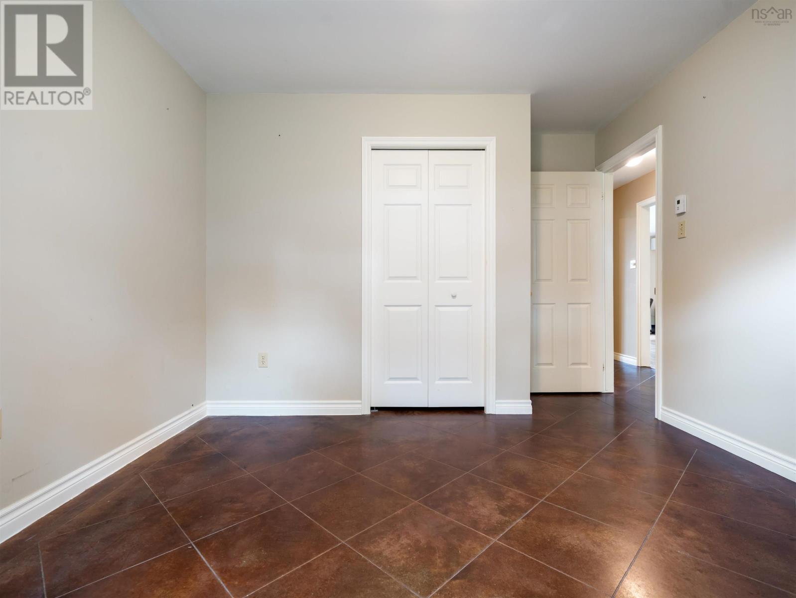 39 Arrow Head Crescent Property Photo 20