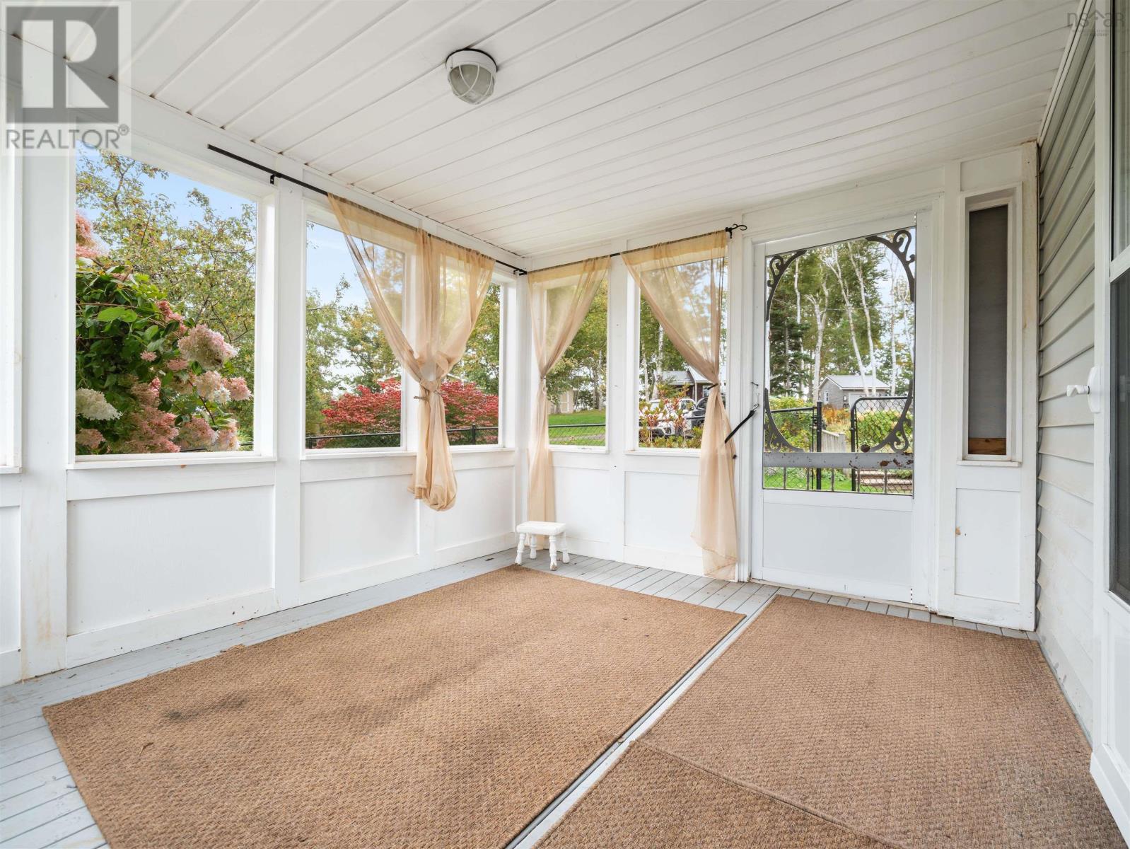 39 Arrow Head Crescent Property Photo 31