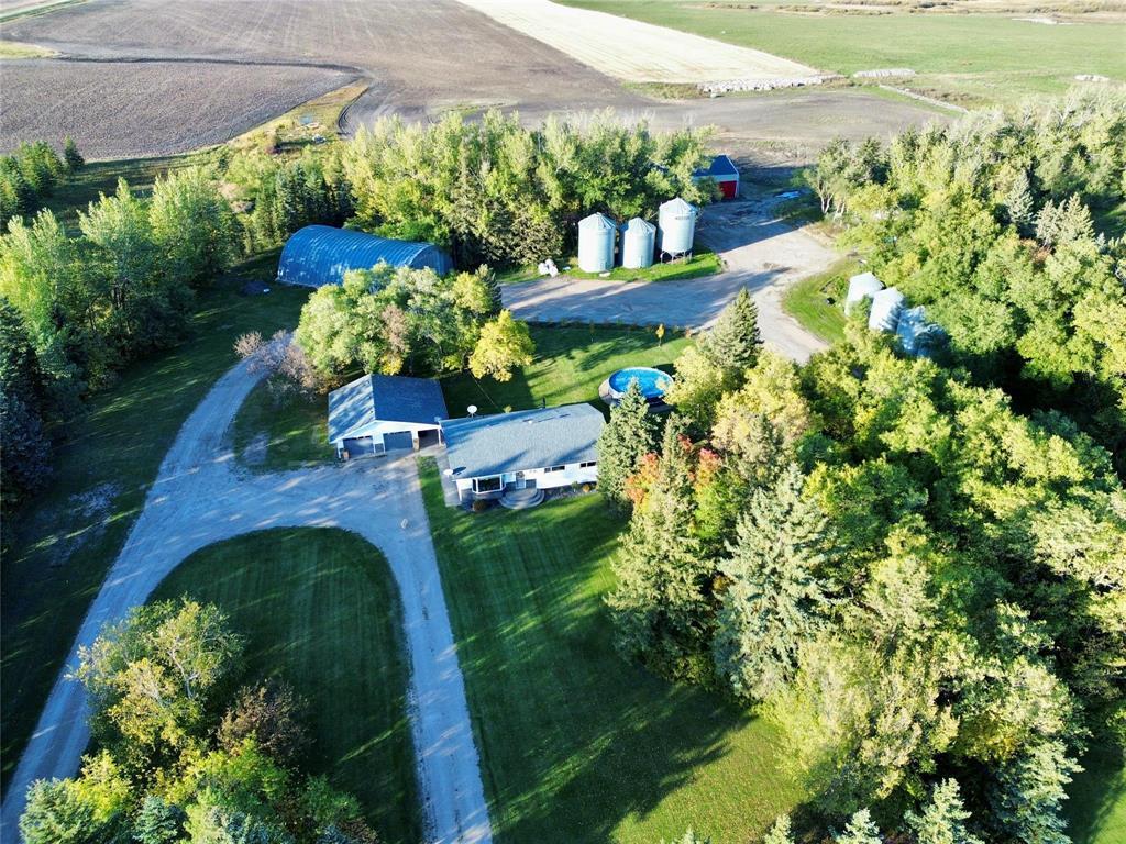 102147 68n Road Property Photo 1