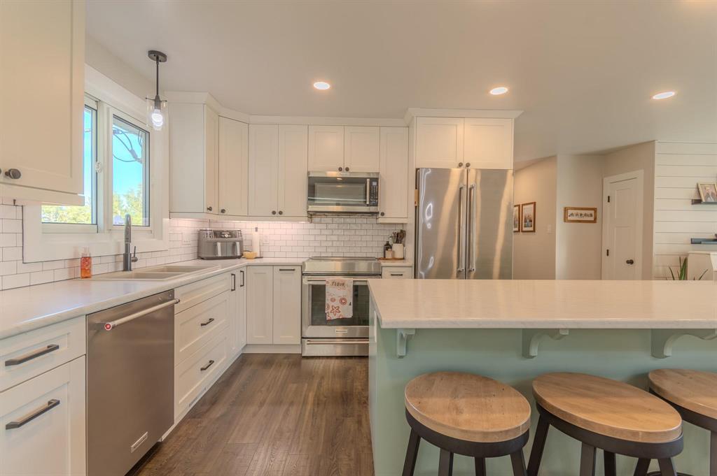 102147 68n Road Property Photo 6