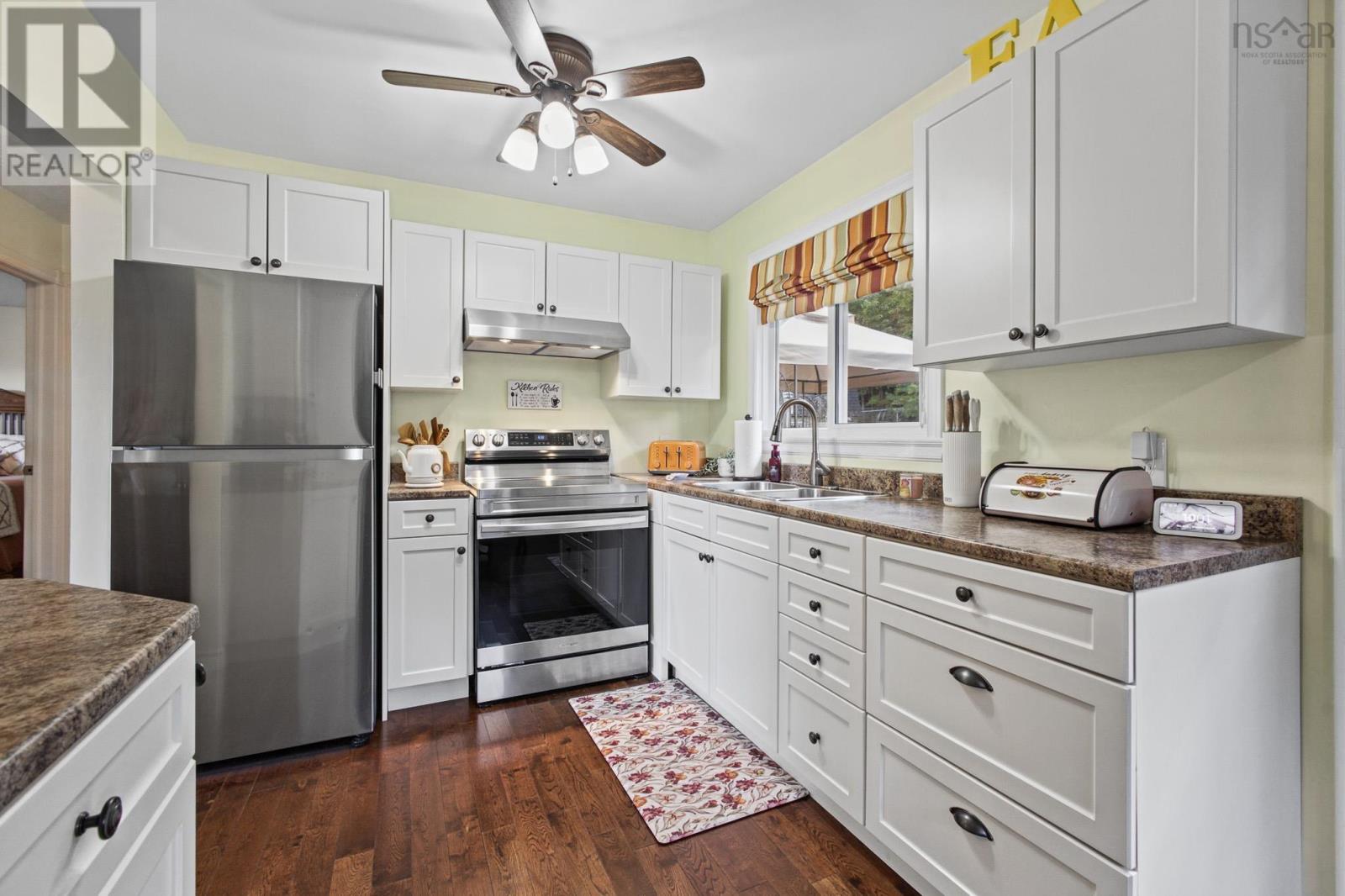 50 Grennan Drive Property Photo 3