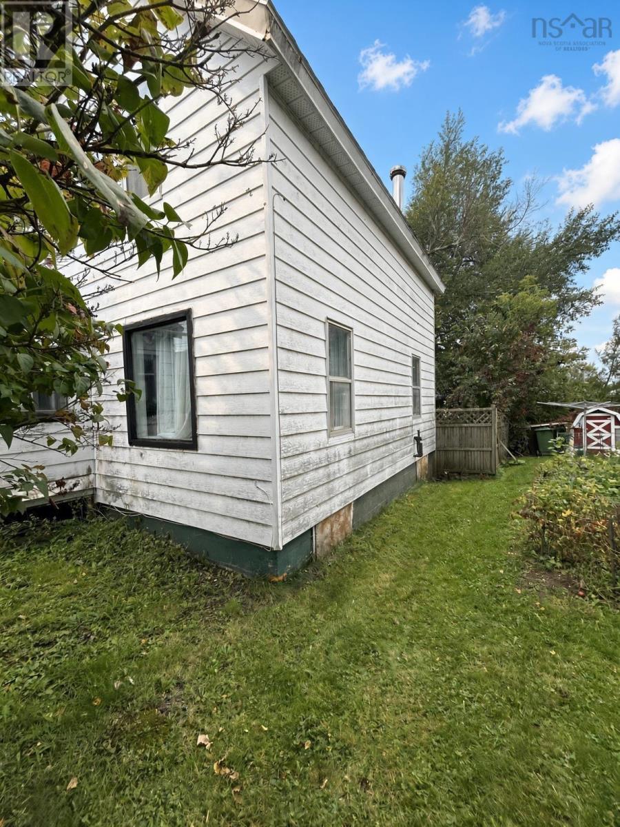 9 Chapel Street Property Photo 2