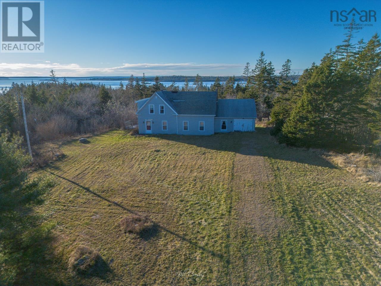 647 East Green Harbour Road Property Photo