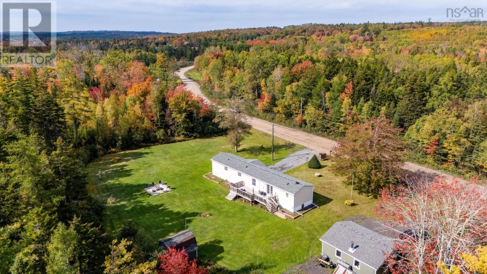 51 Singer Rd Road Property Photo 13