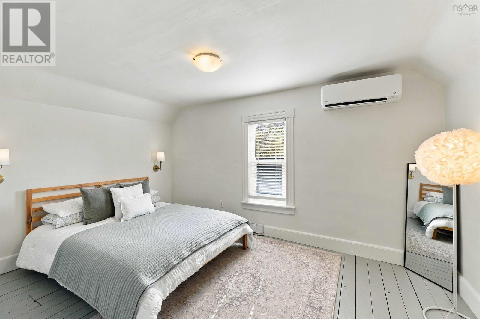 203/205 Gray Street Property Photo 33