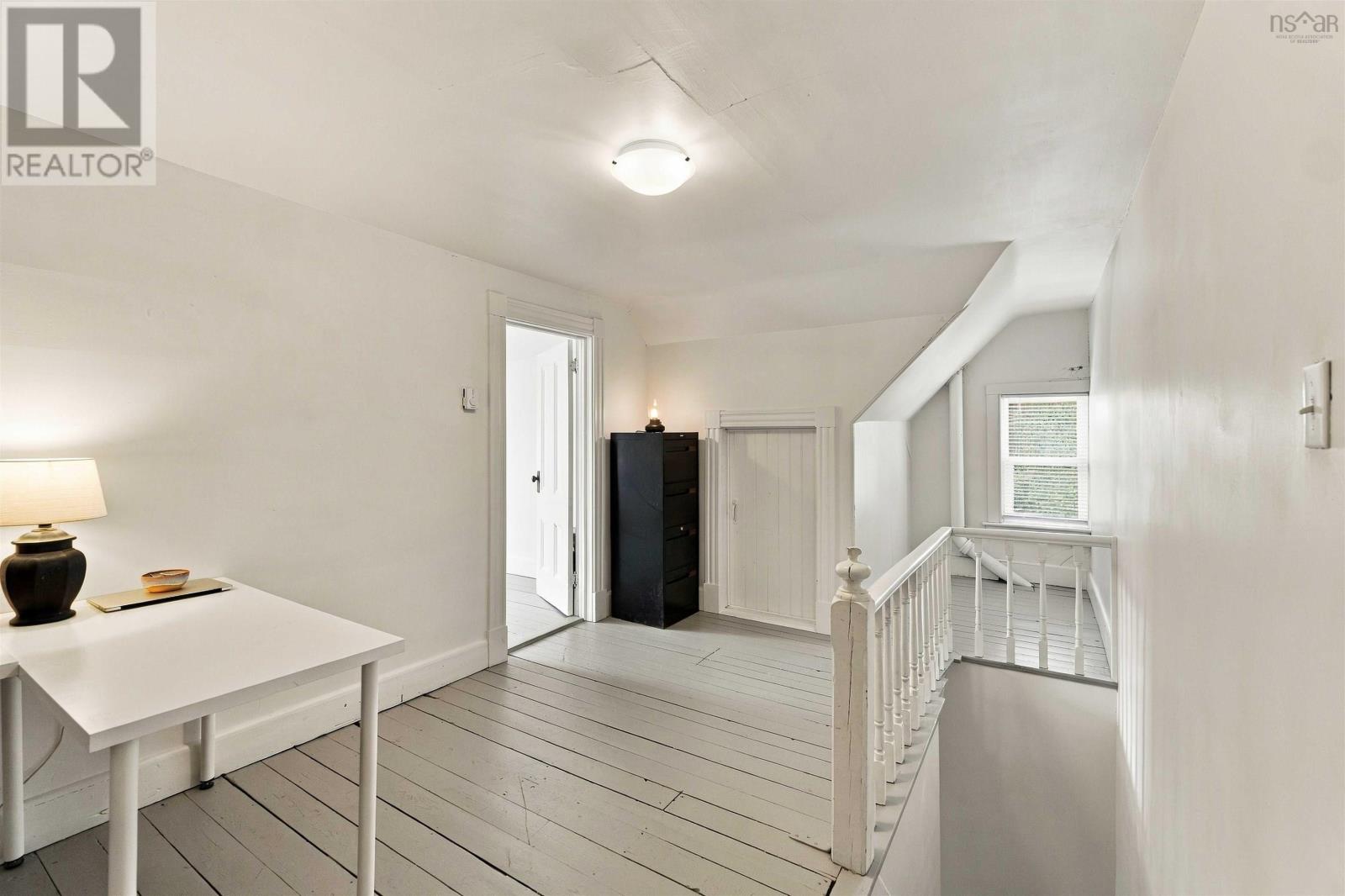 203/205 Gray Street Property Photo 35