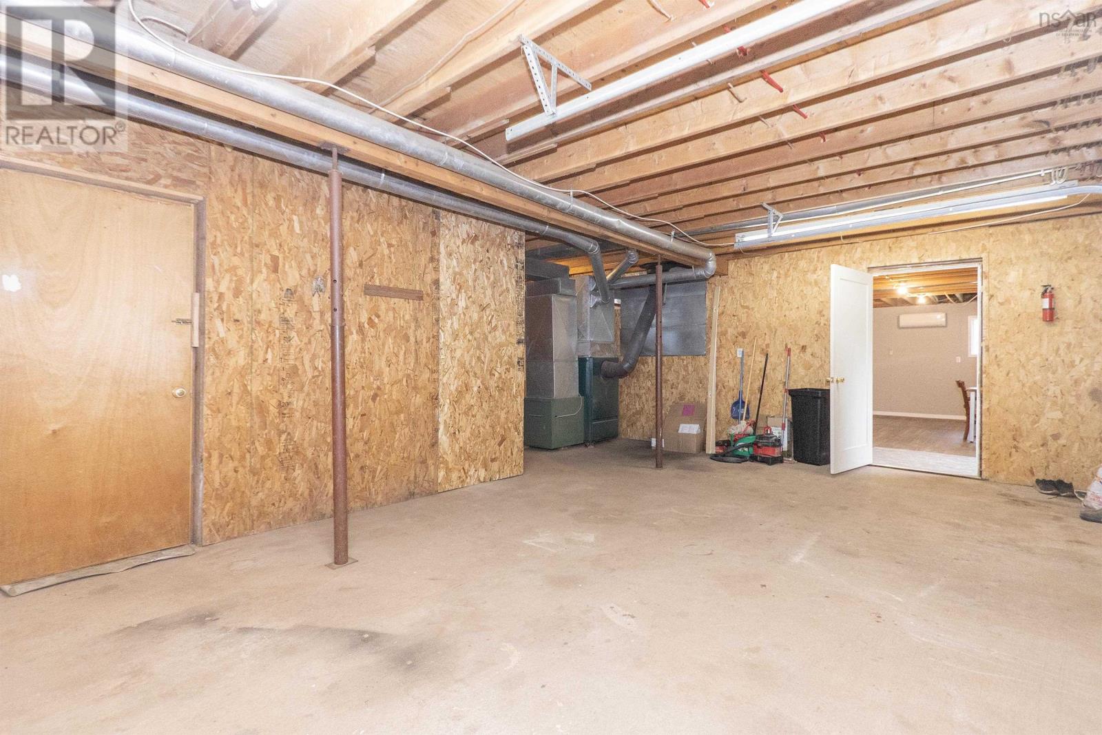 1100 Highway 6 Property Photo 15
