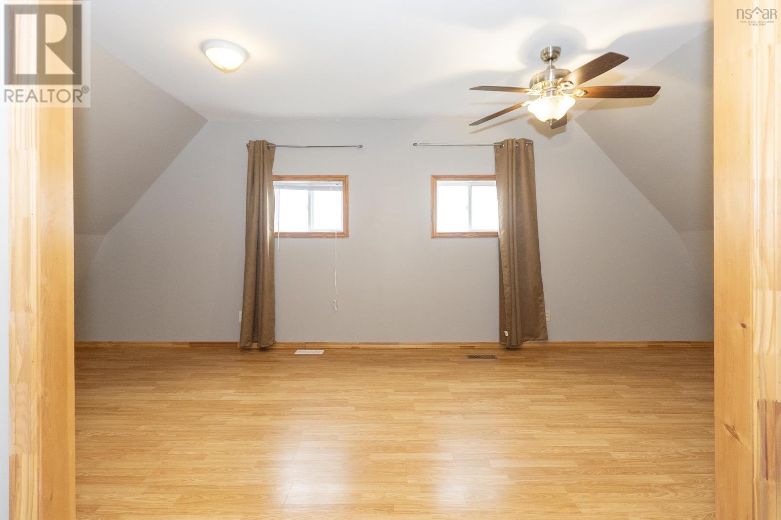 1100 Highway 6 Property Photo 32