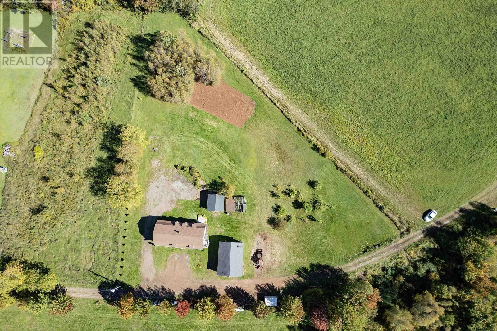 1100 Highway 6 Property Photo 37