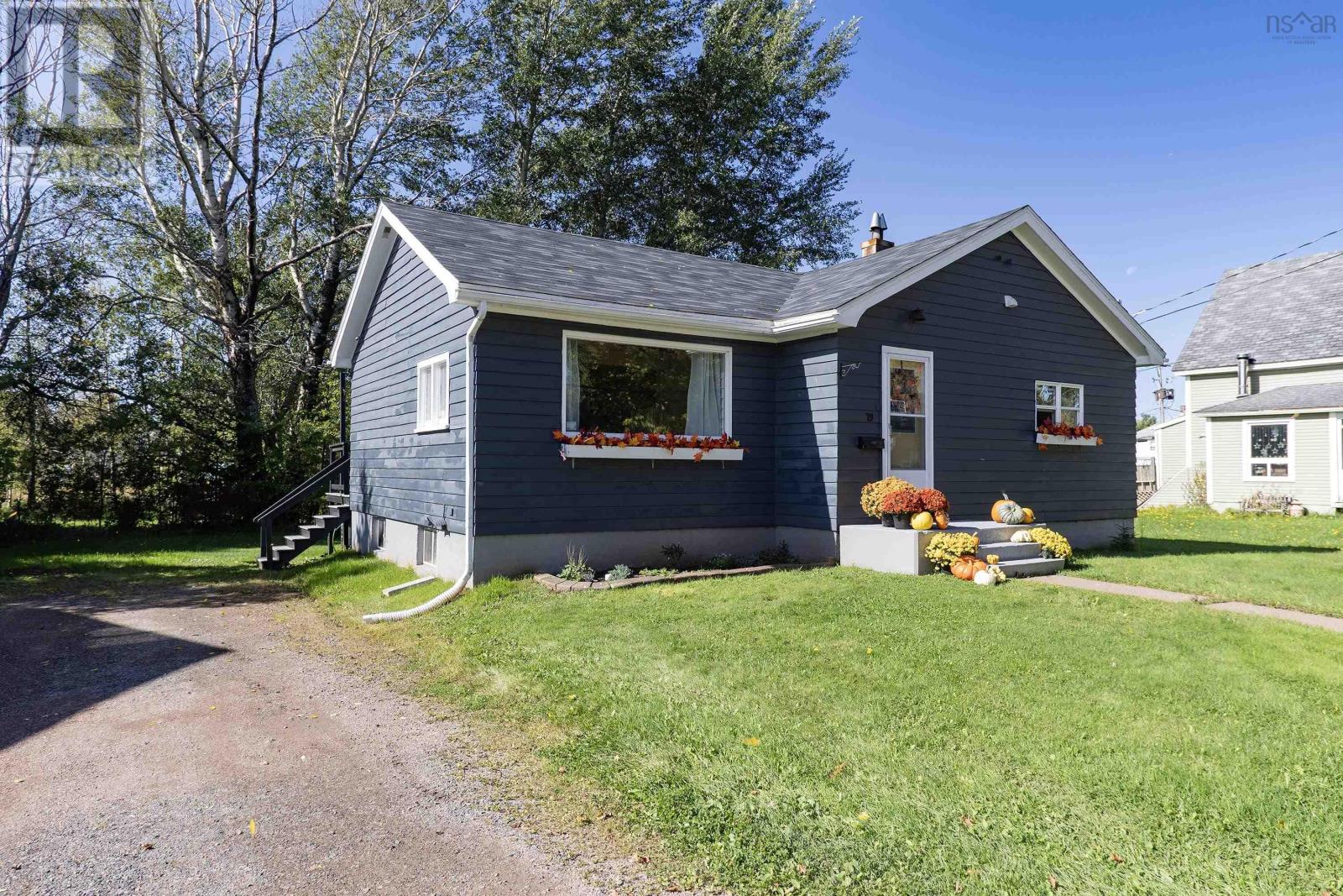 79 Hickman Street Property Photo 2