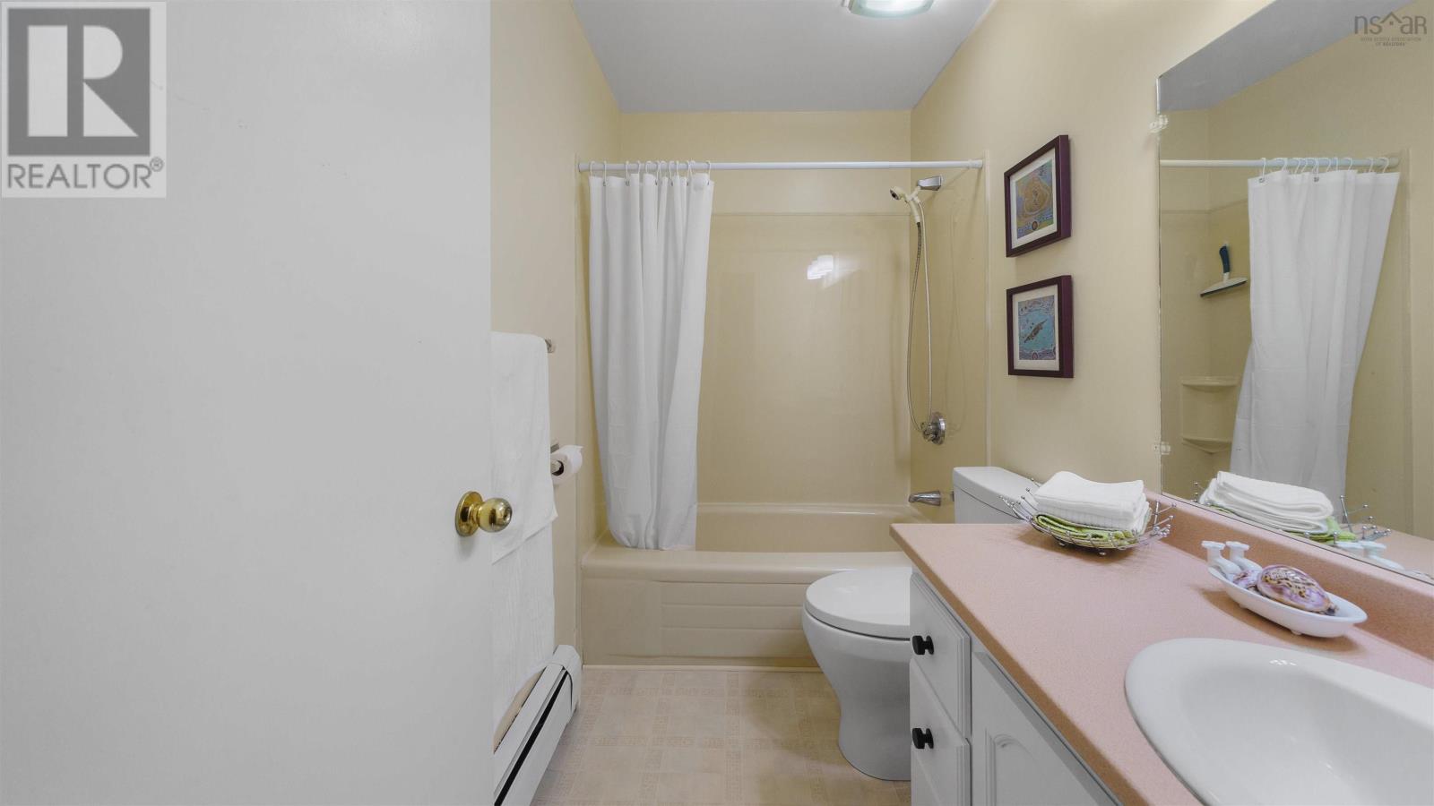 106 Deerbrooke Drive Property Photo 18