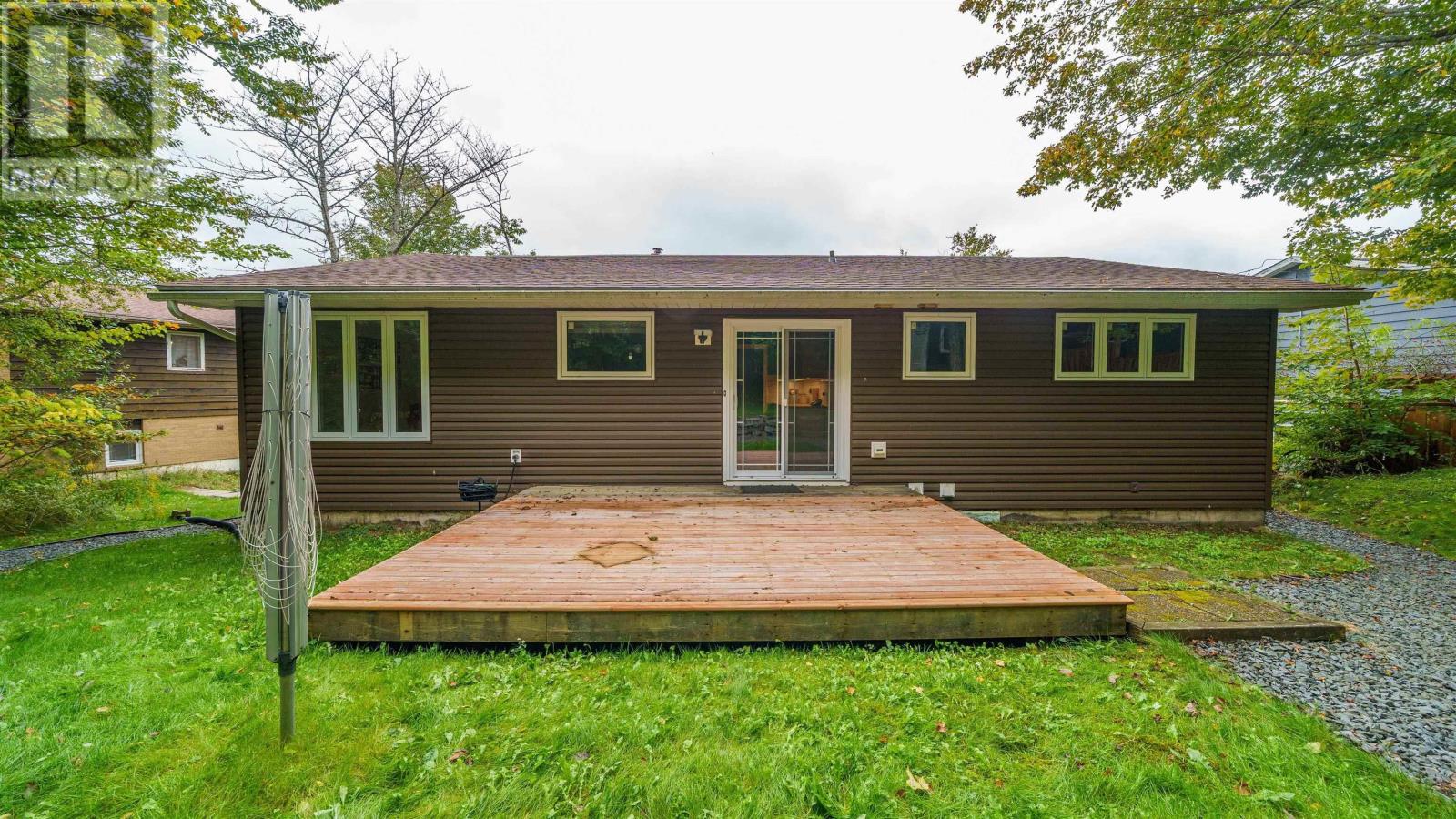106 Deerbrooke Drive Property Photo 32