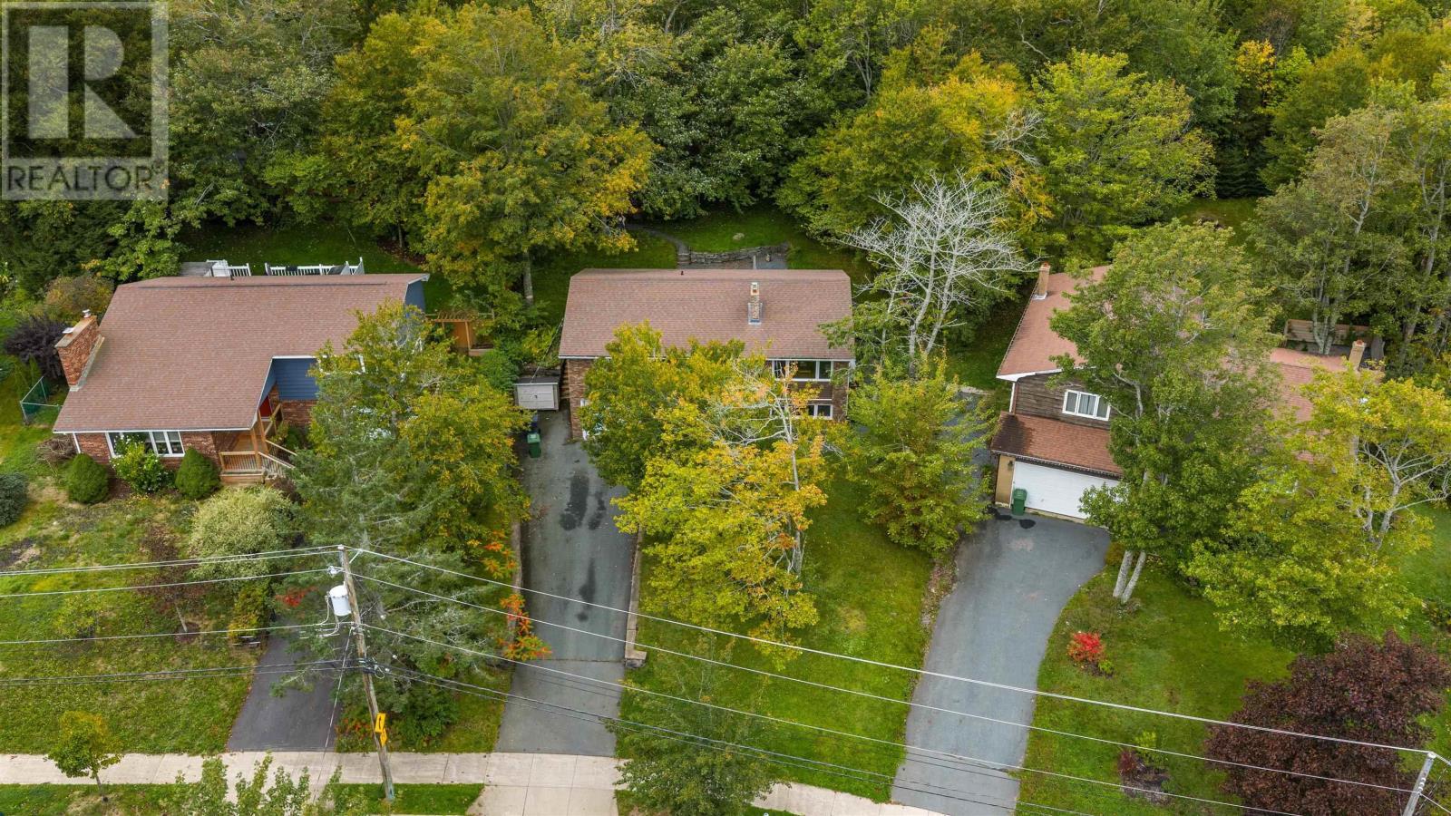 106 Deerbrooke Drive Property Photo 37