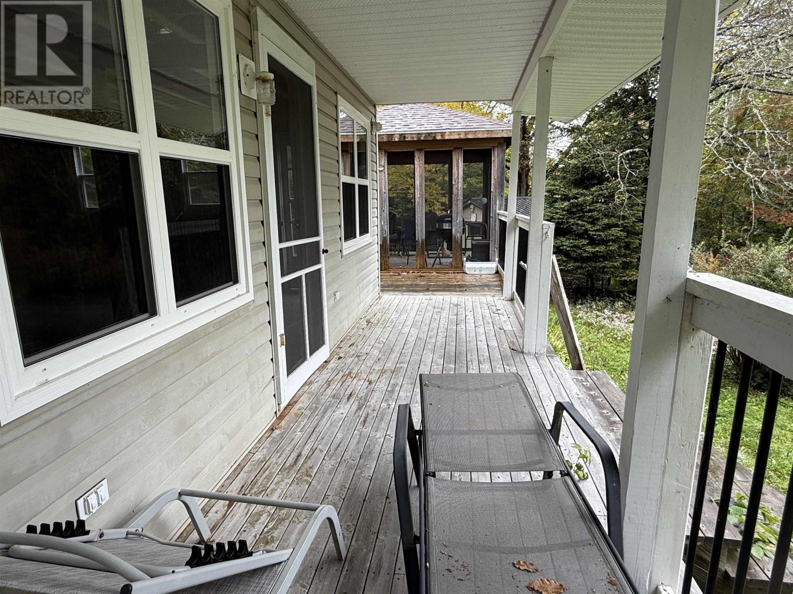27 Orchard Lane Property Photo 11