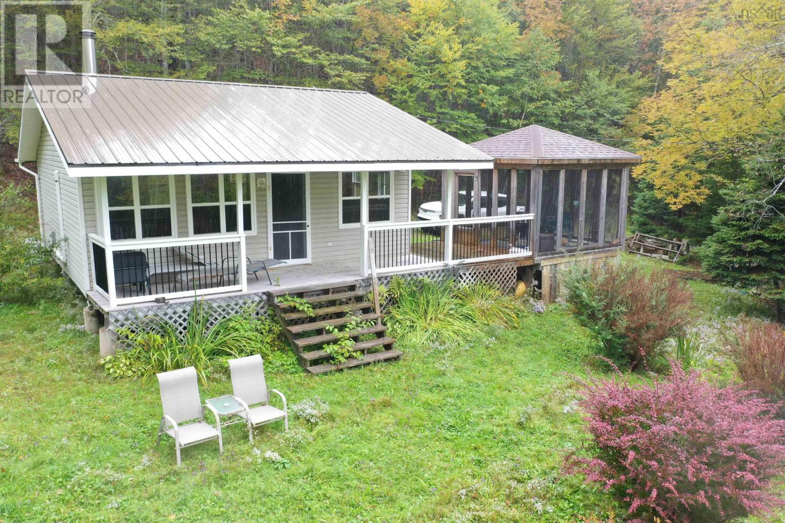 27 Orchard Lane Property Photo 24