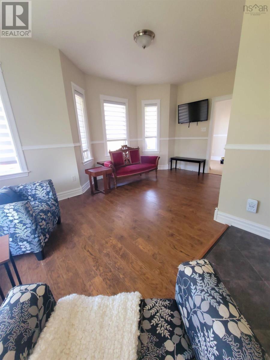 2671 Highway 255 Property Photo 5