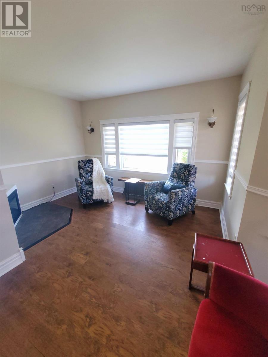 2671 Highway 255 Property Photo 8