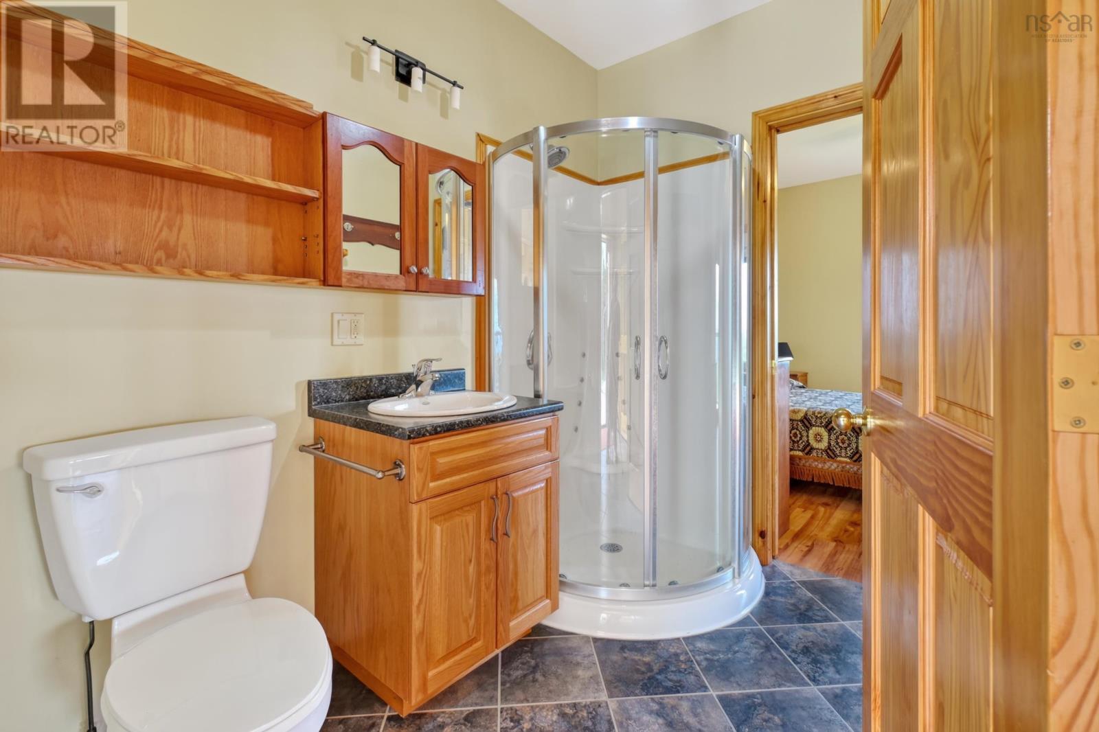 6260 West Bay Road Property Photo 23
