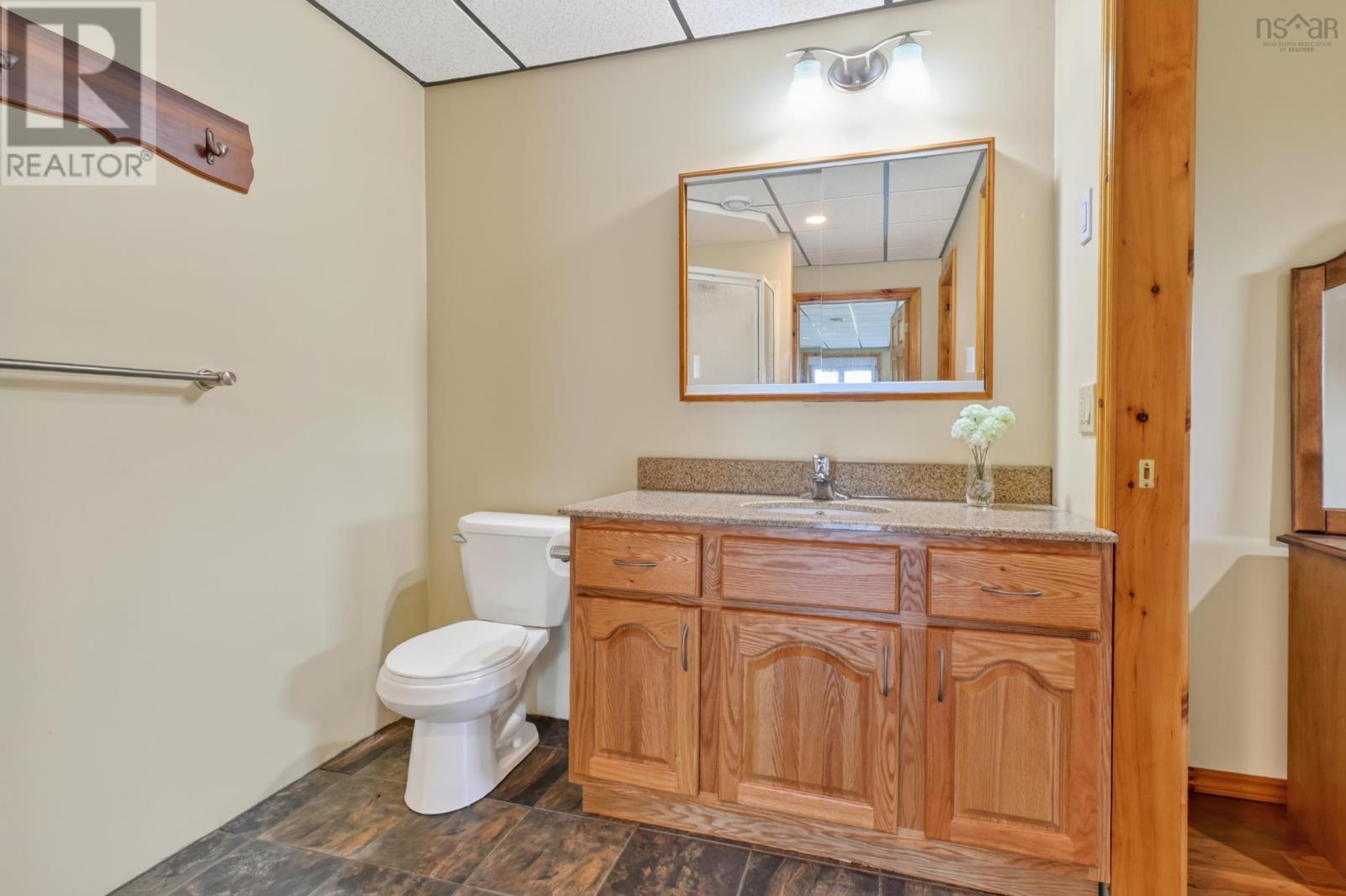 6260 West Bay Road Property Photo 31