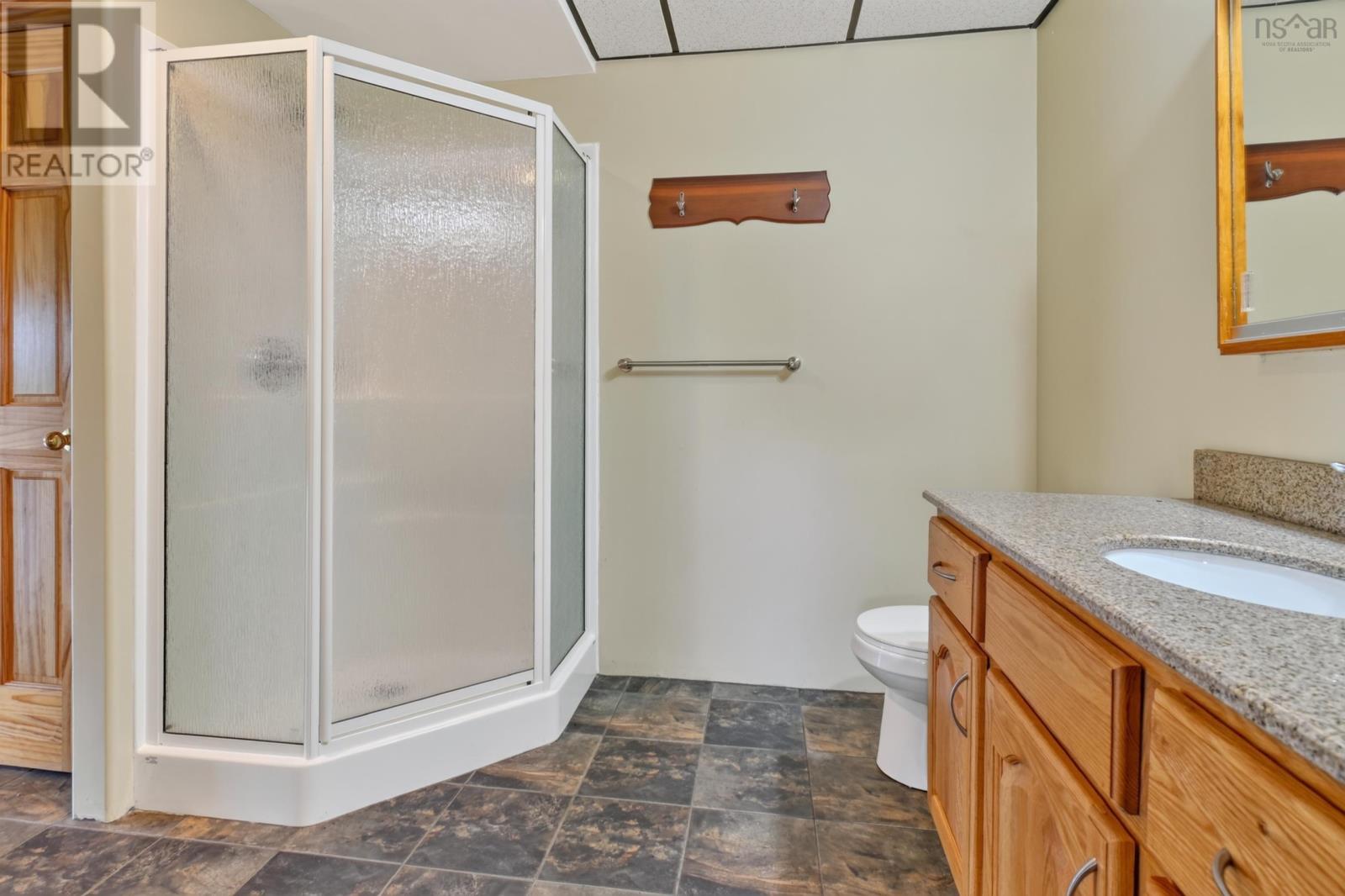 6260 West Bay Road Property Photo 32