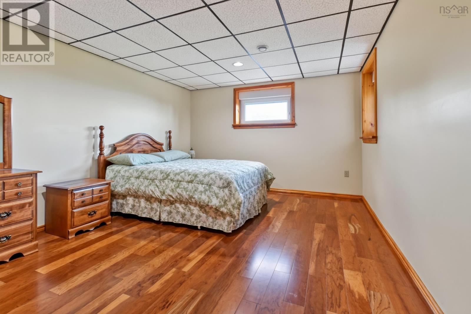 6260 West Bay Road Property Photo 34