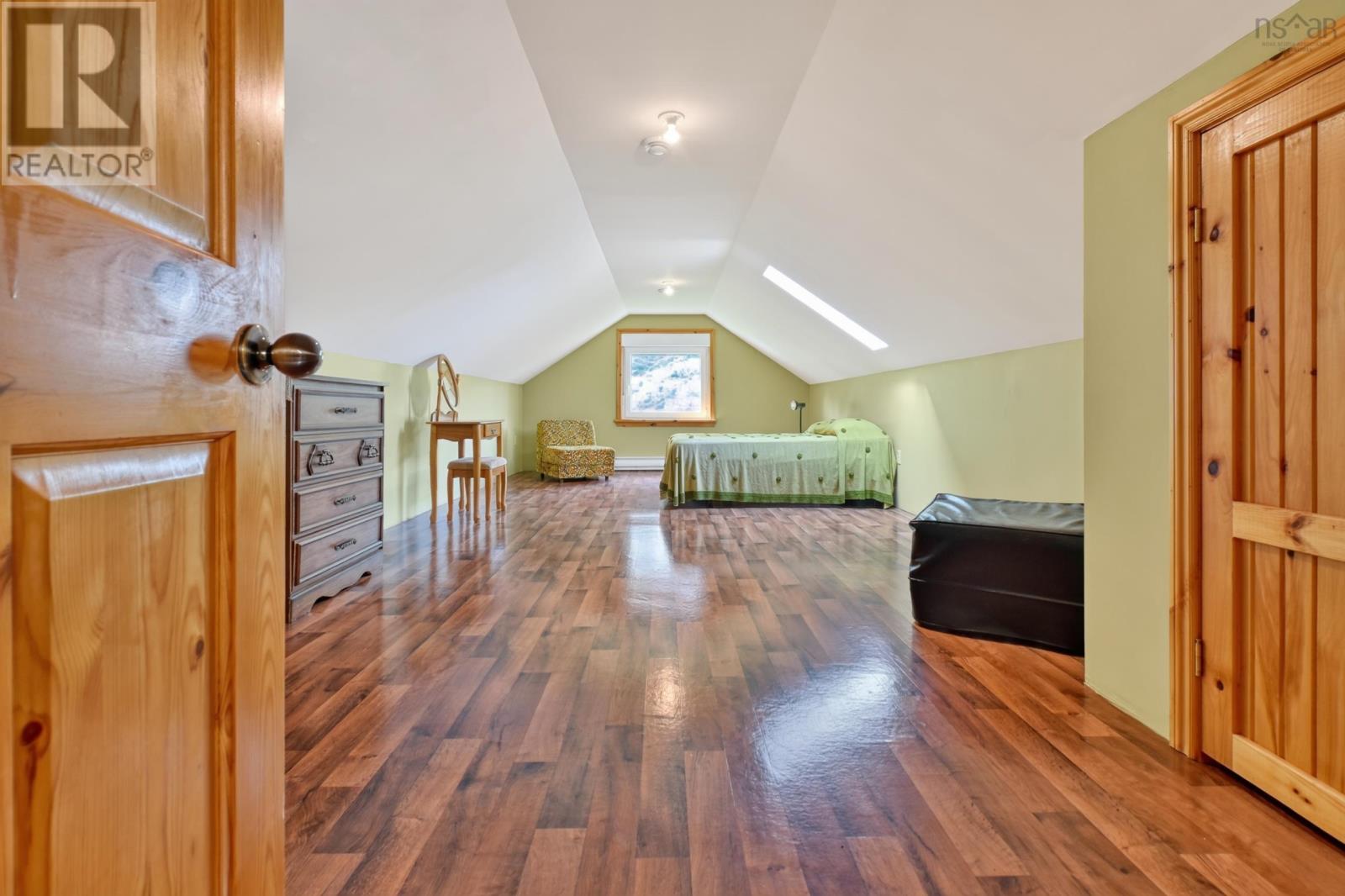 6260 West Bay Road Property Photo 38