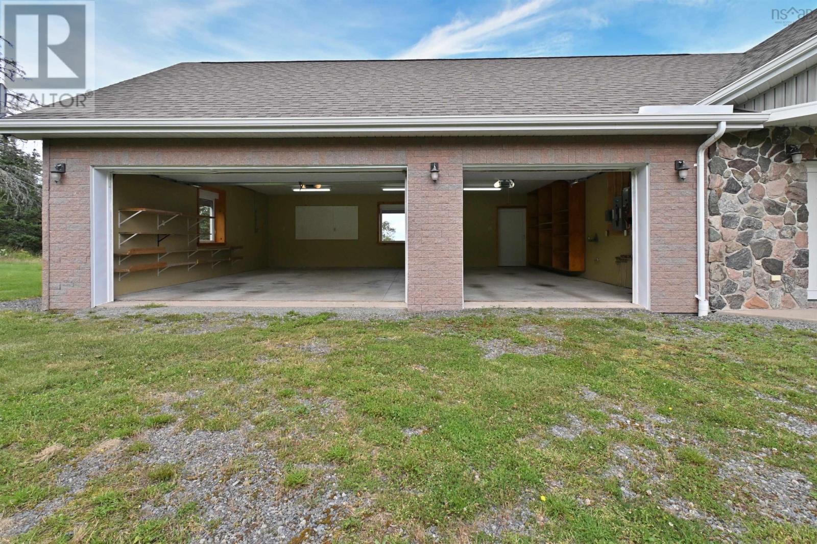 6260 West Bay Road Property Photo 40