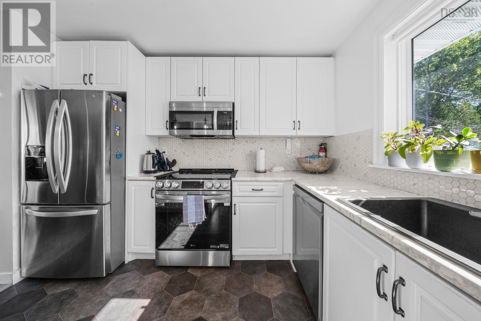 76 Wilmot Street Property Photo 18