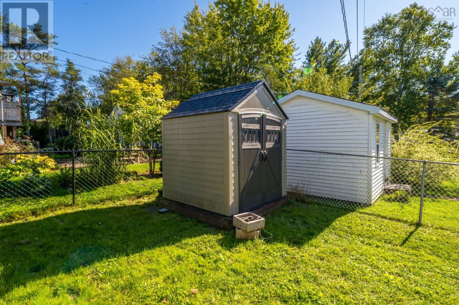 76 Wilmot Street Property Photo 49