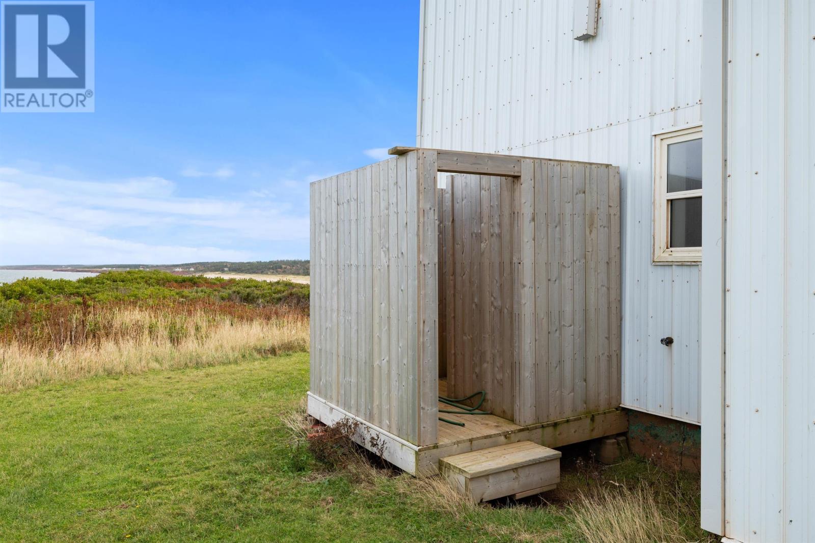 18 Light House Road Property Photo 14